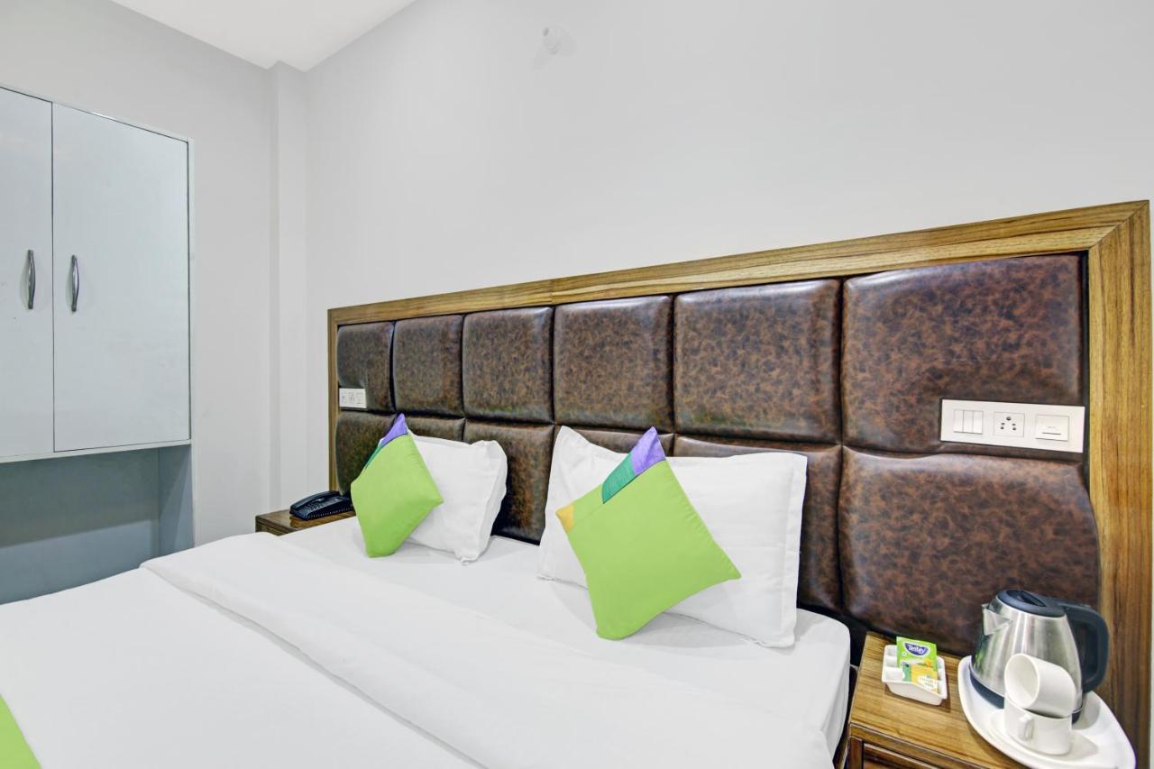 Treebo Royal Salute, Zirakpur Exterior foto