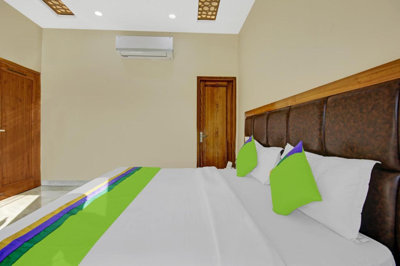 Treebo Royal Salute, Zirakpur Exterior foto