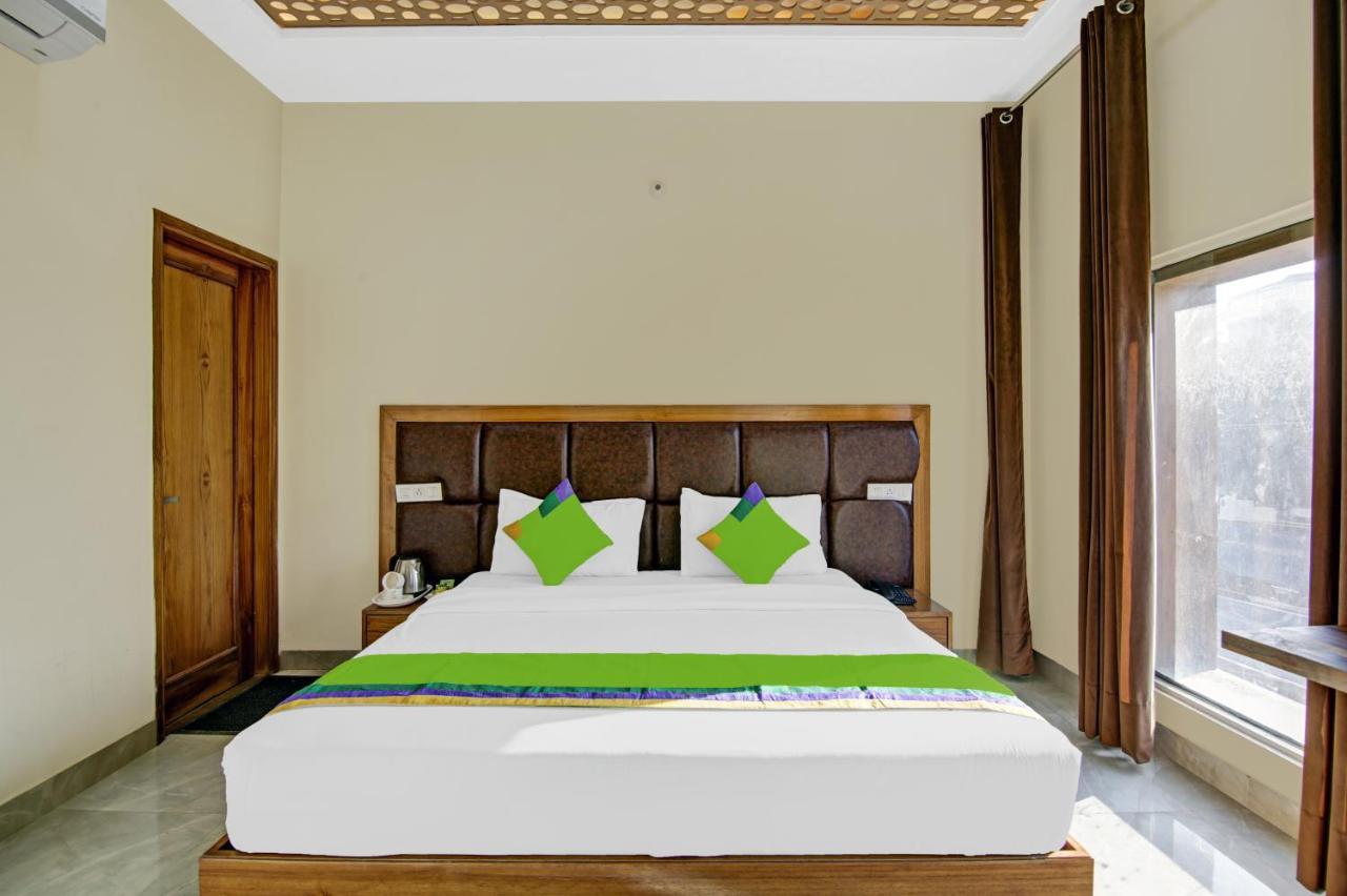 Treebo Royal Salute, Zirakpur Exterior foto