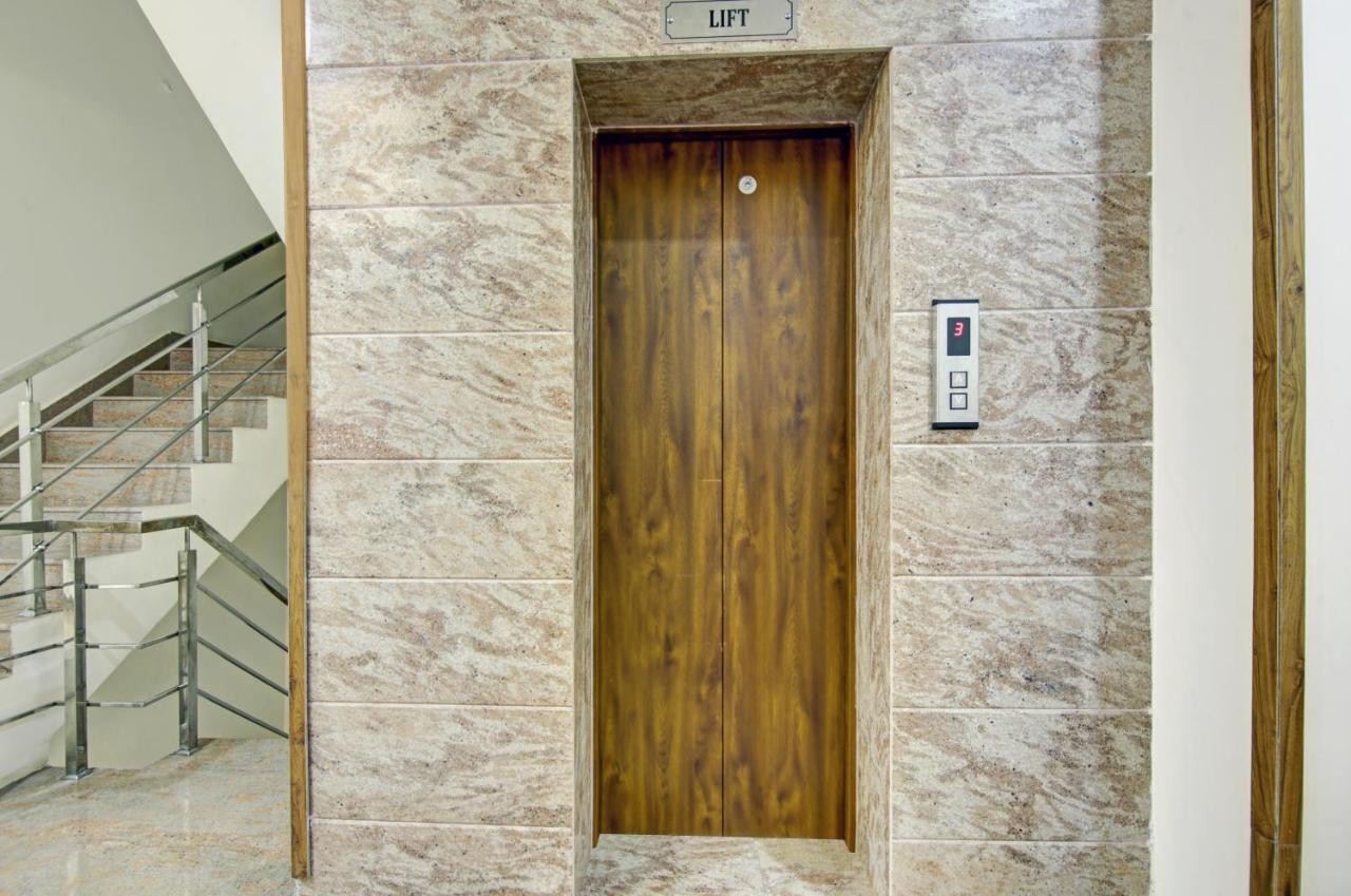 Treebo Royal Salute, Zirakpur Exterior foto
