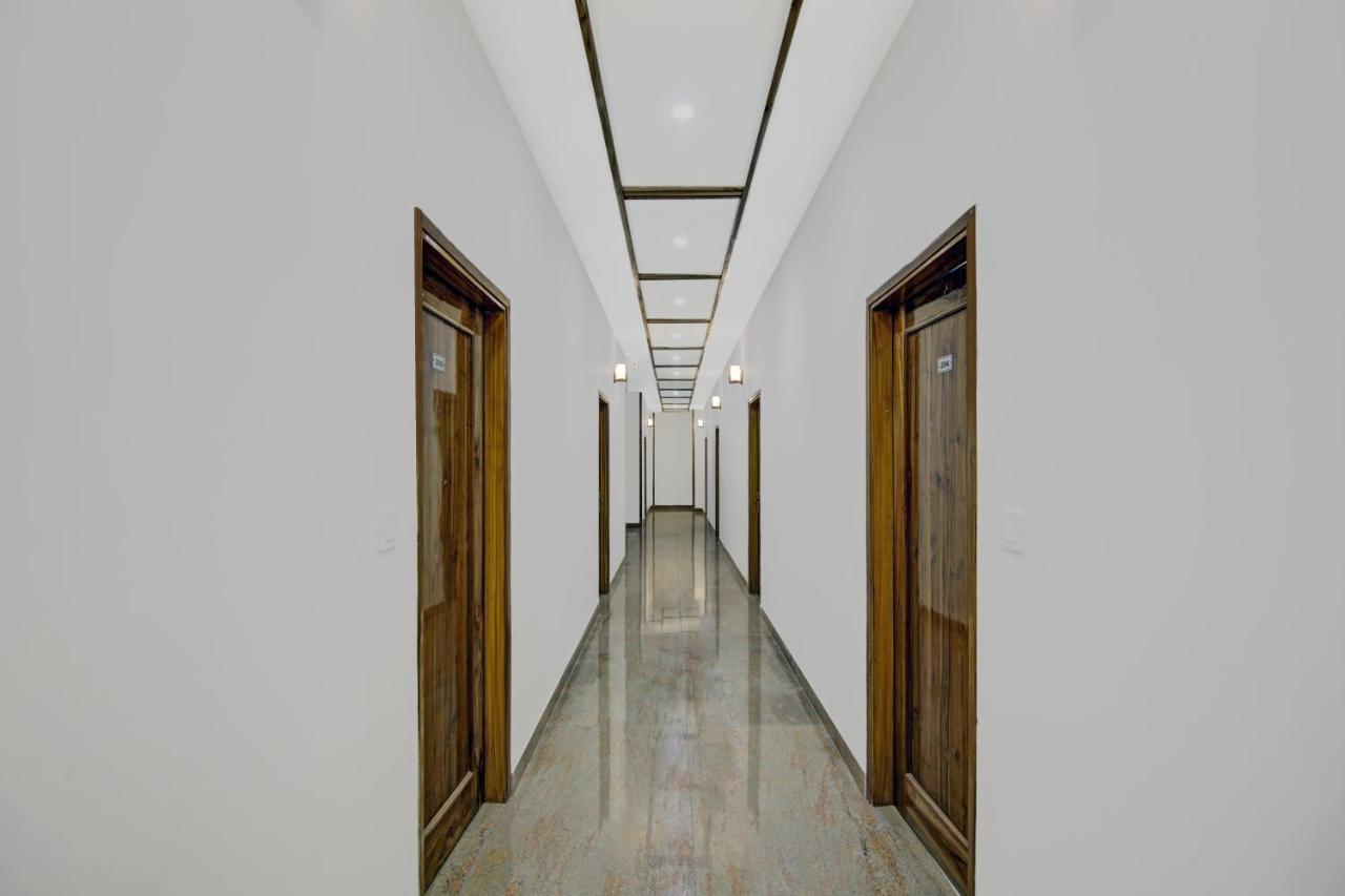 Treebo Royal Salute, Zirakpur Exterior foto